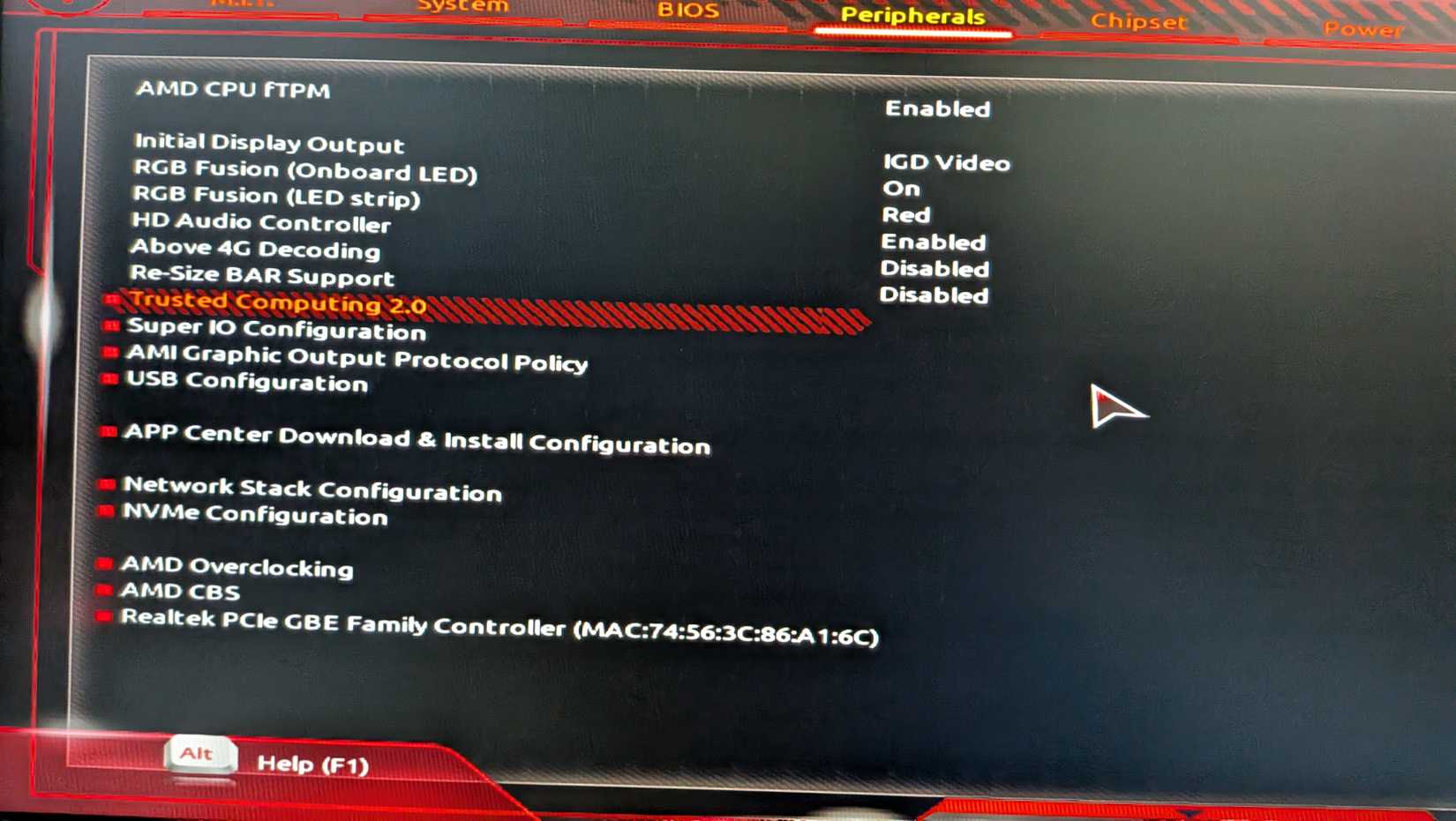 TPM settings in UEFI BIOS of GIGABYTE motherboard.