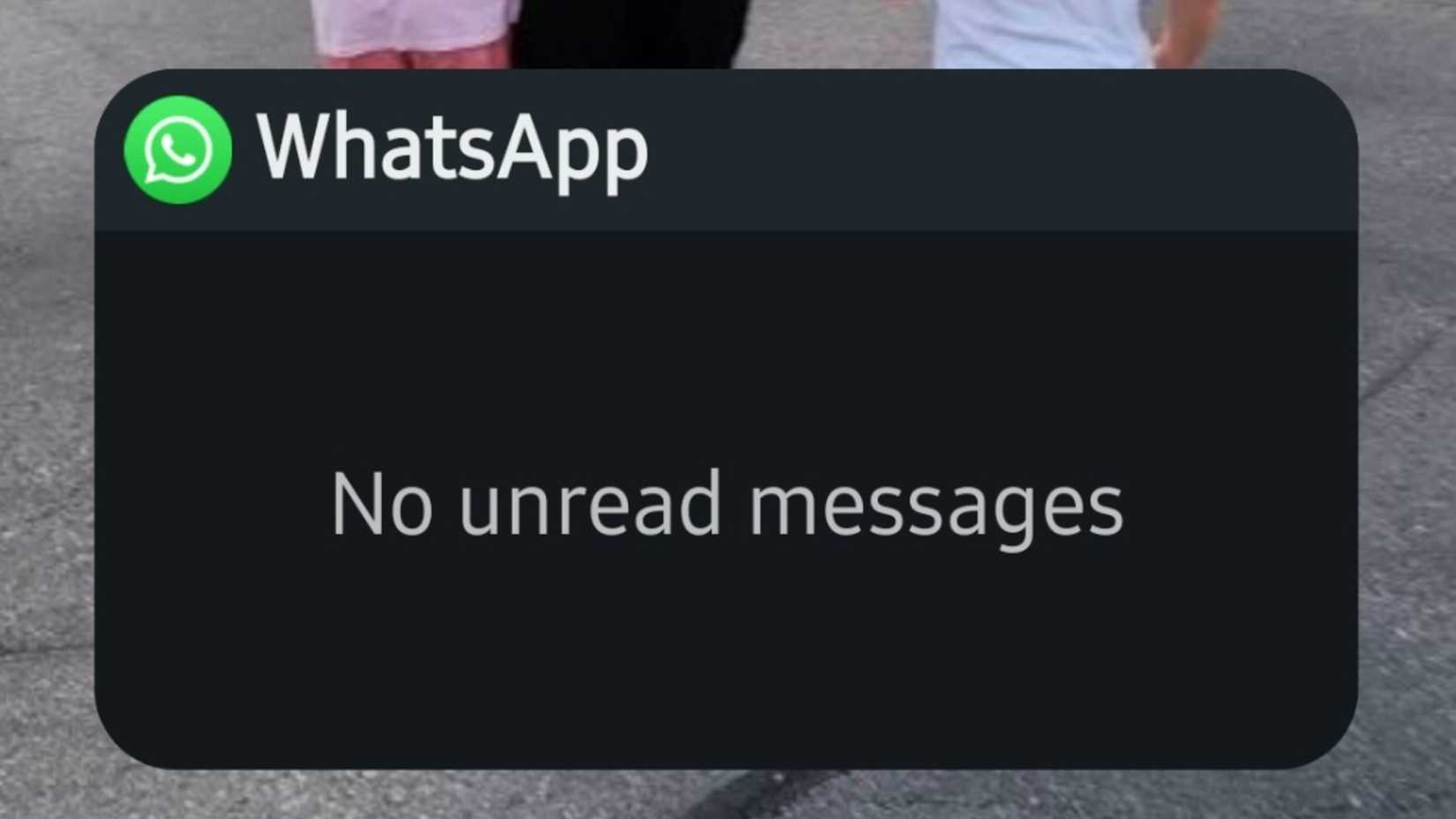 WhatsApp widget on an Android home screen