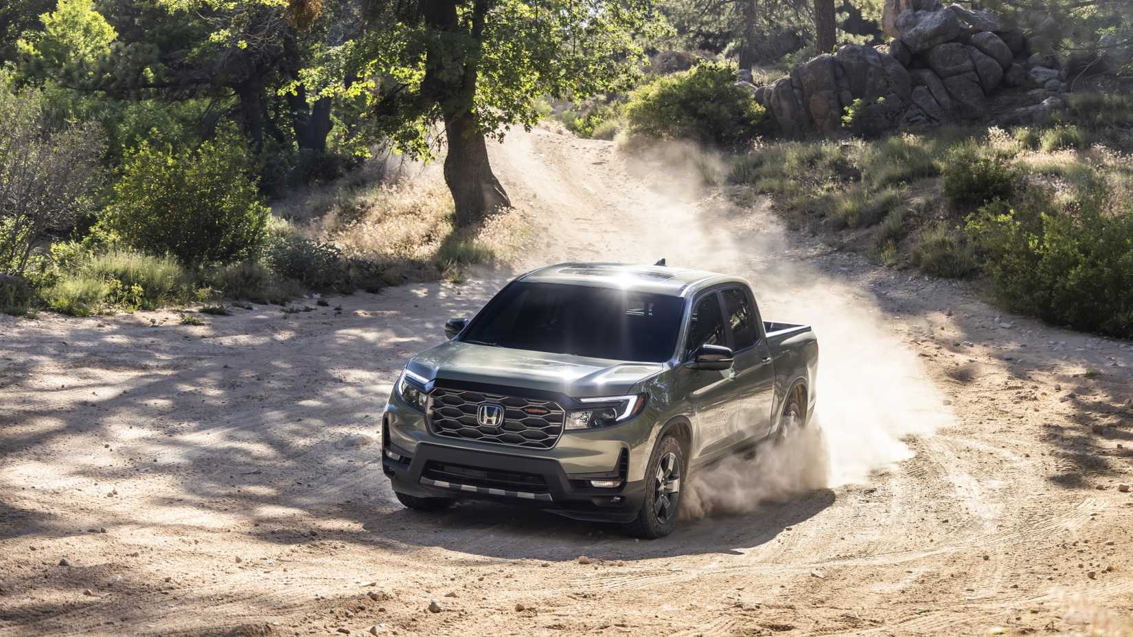 Front 3/4 shot of a 2026 Honda Ridgeline TrailSport