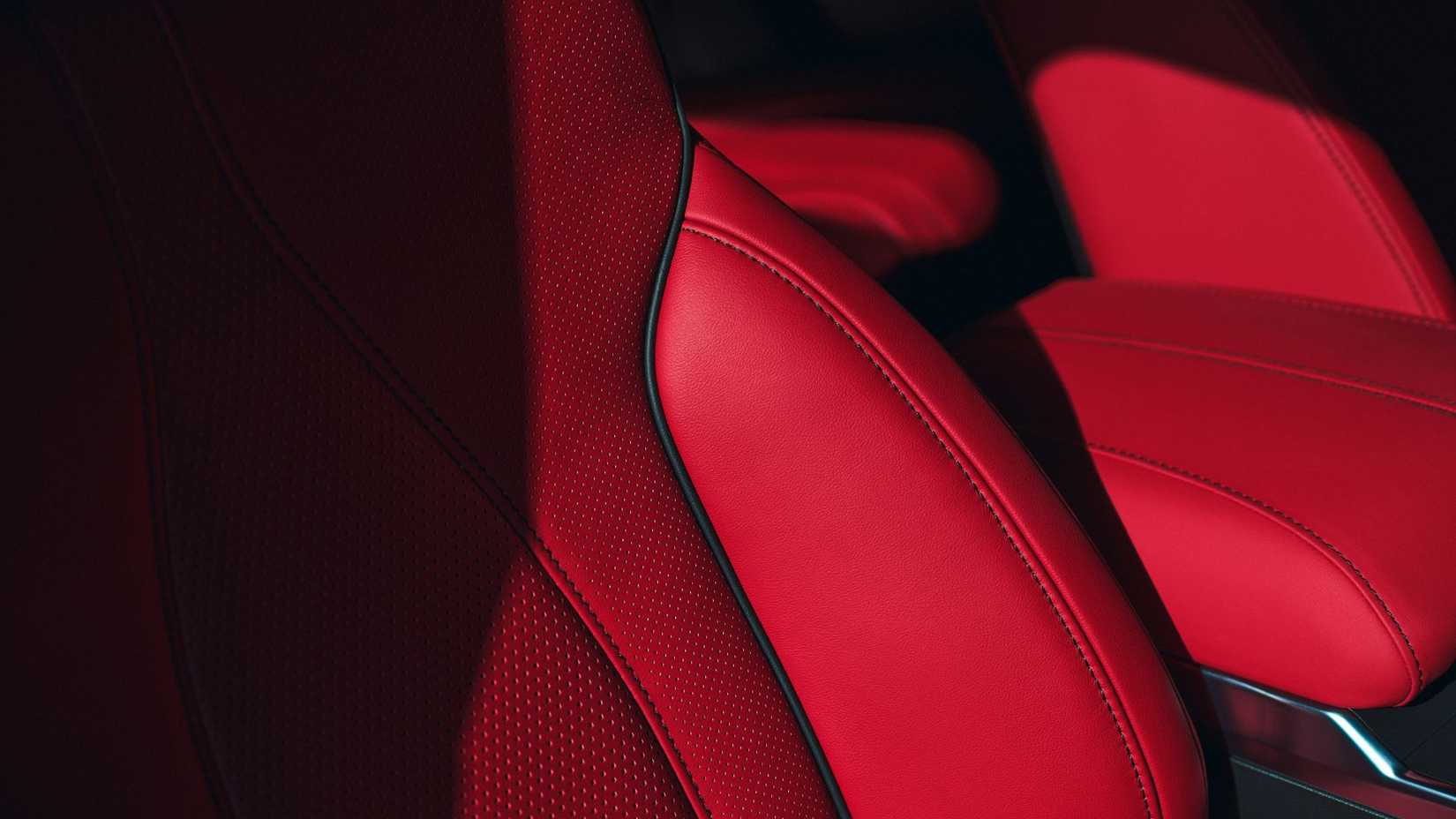 Close-up shot of the interior in a 2025 Acura RDX A-Spec.