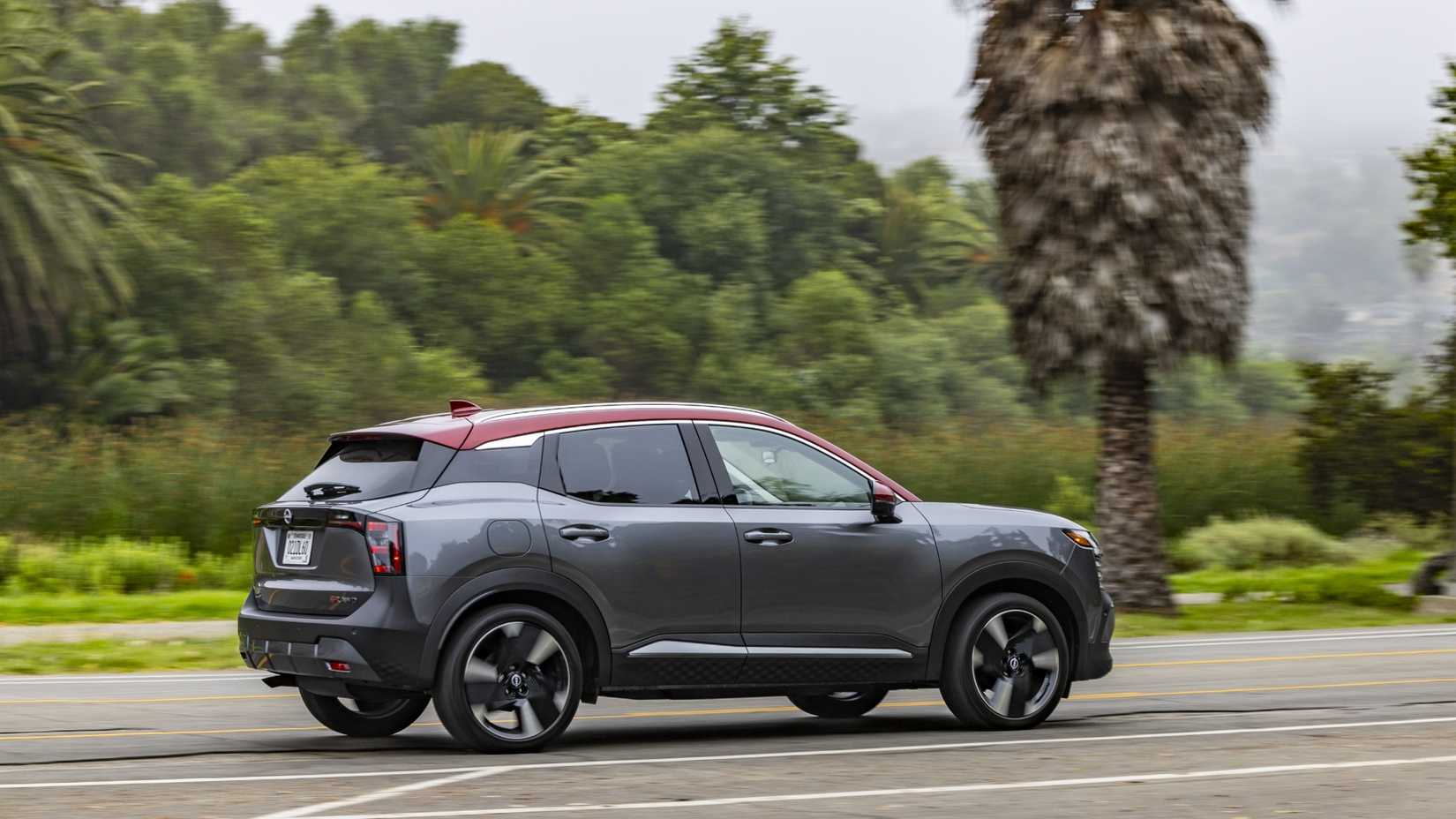 Rear 3/4 shot of a 2026 Nissan Kicks