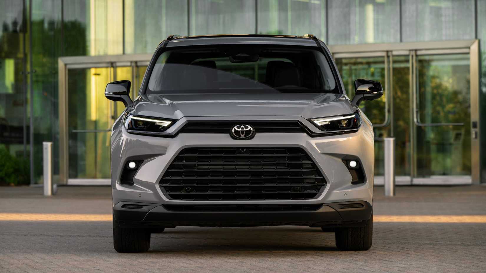 Static photo of the front of a gray 2026 Toyota Grand Highlander.
