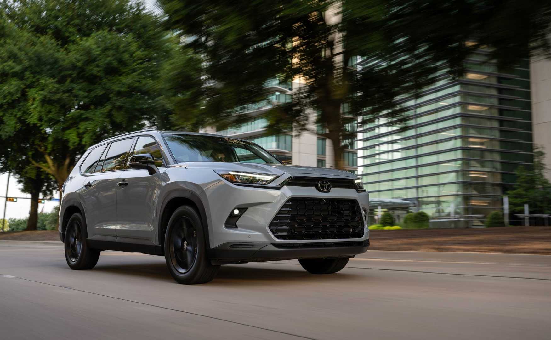 Three Rows Highlander The affordable three-row SUV that quietly embarrasses the Toyota Highlander