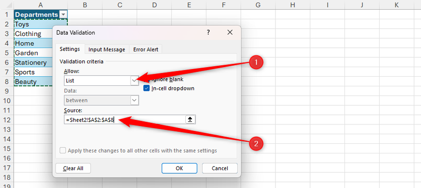 As células em uma coluna em uma tabela do Excel são selecionadas como origem de uma lista na caixa de diálogo Validação de dados.