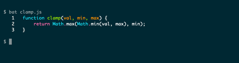 O conteúdo de um pequeno arquivo JavaScript com destaque de sintaxe em diferentes cores e números de linha no início de cada linha.