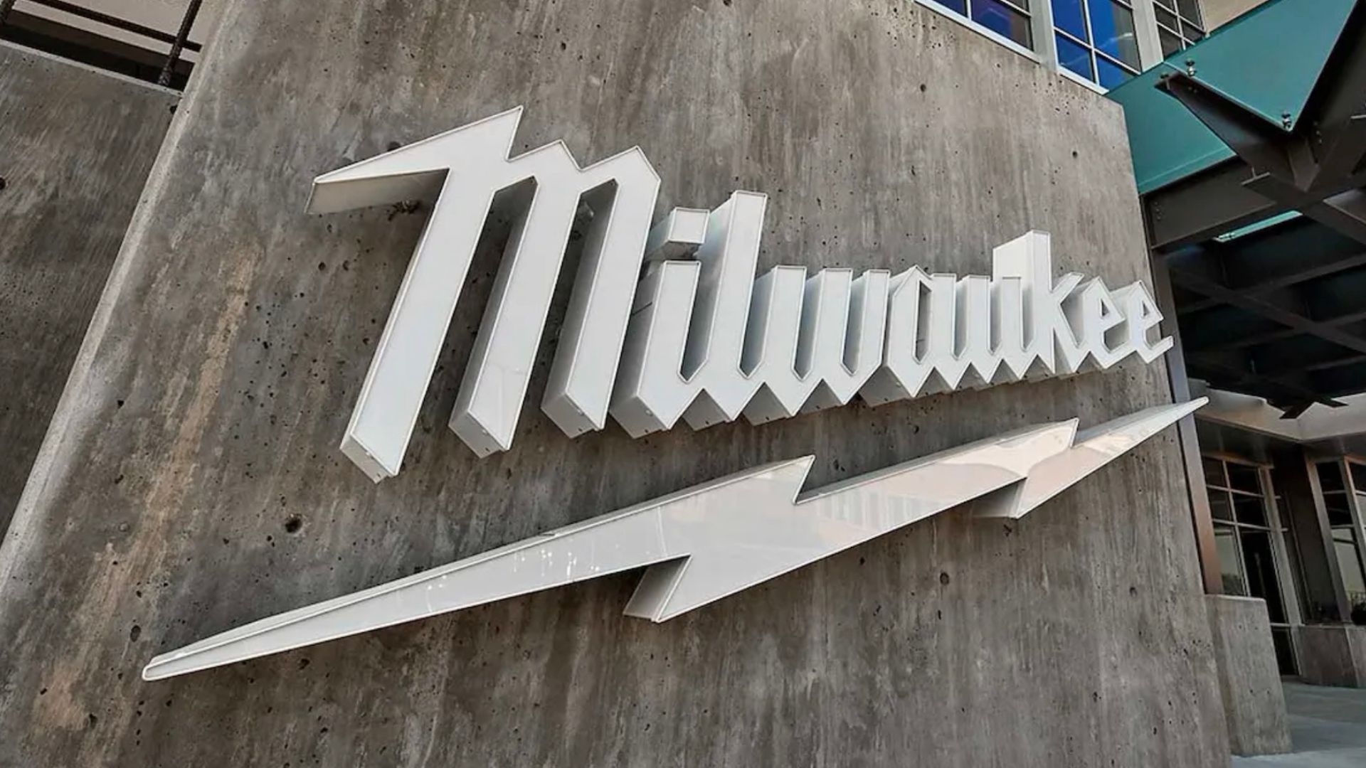 инструменты Milwaukee — иллюстрация 2 к материалу