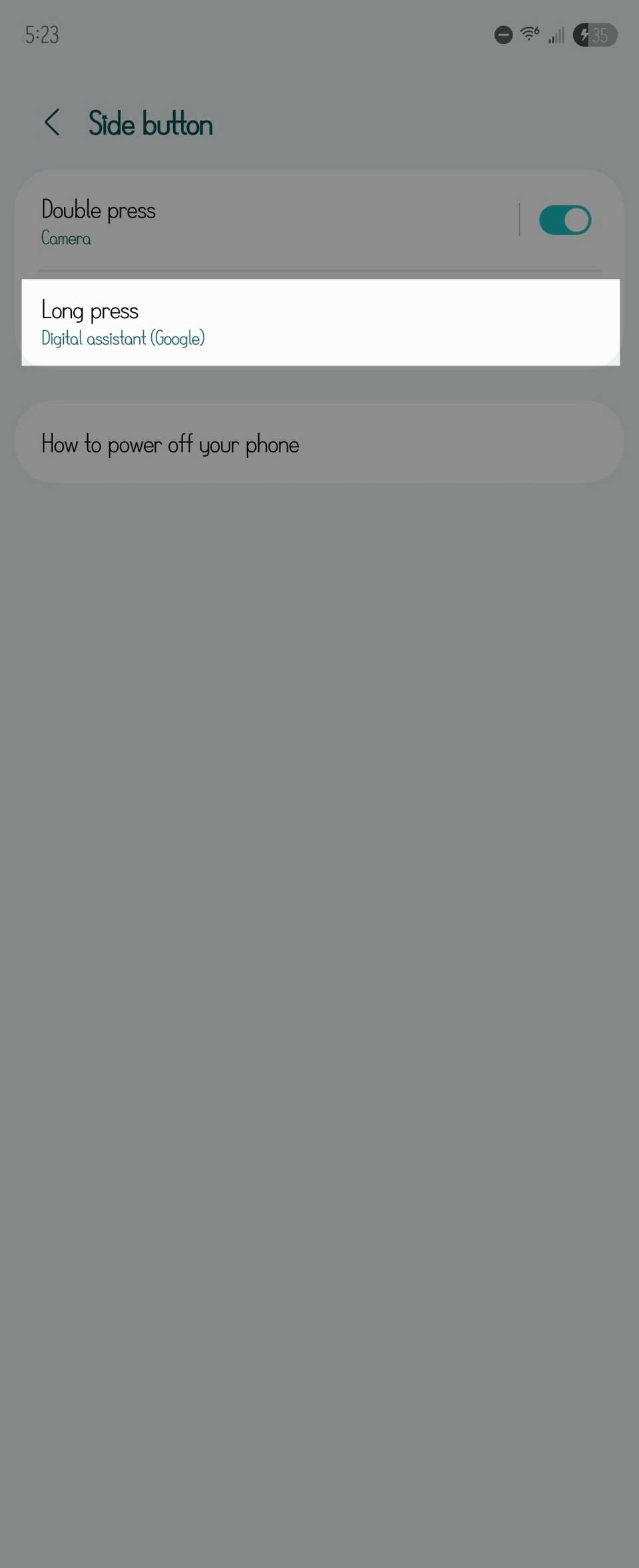 Long pressing option highlighted in the side button settings on a Samsung Galaxy phone.
