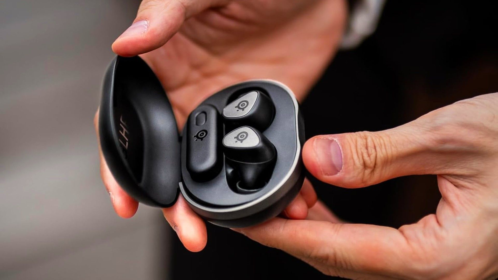 Steelseries Arctis Gamebuds Hit an All-Time Low Price