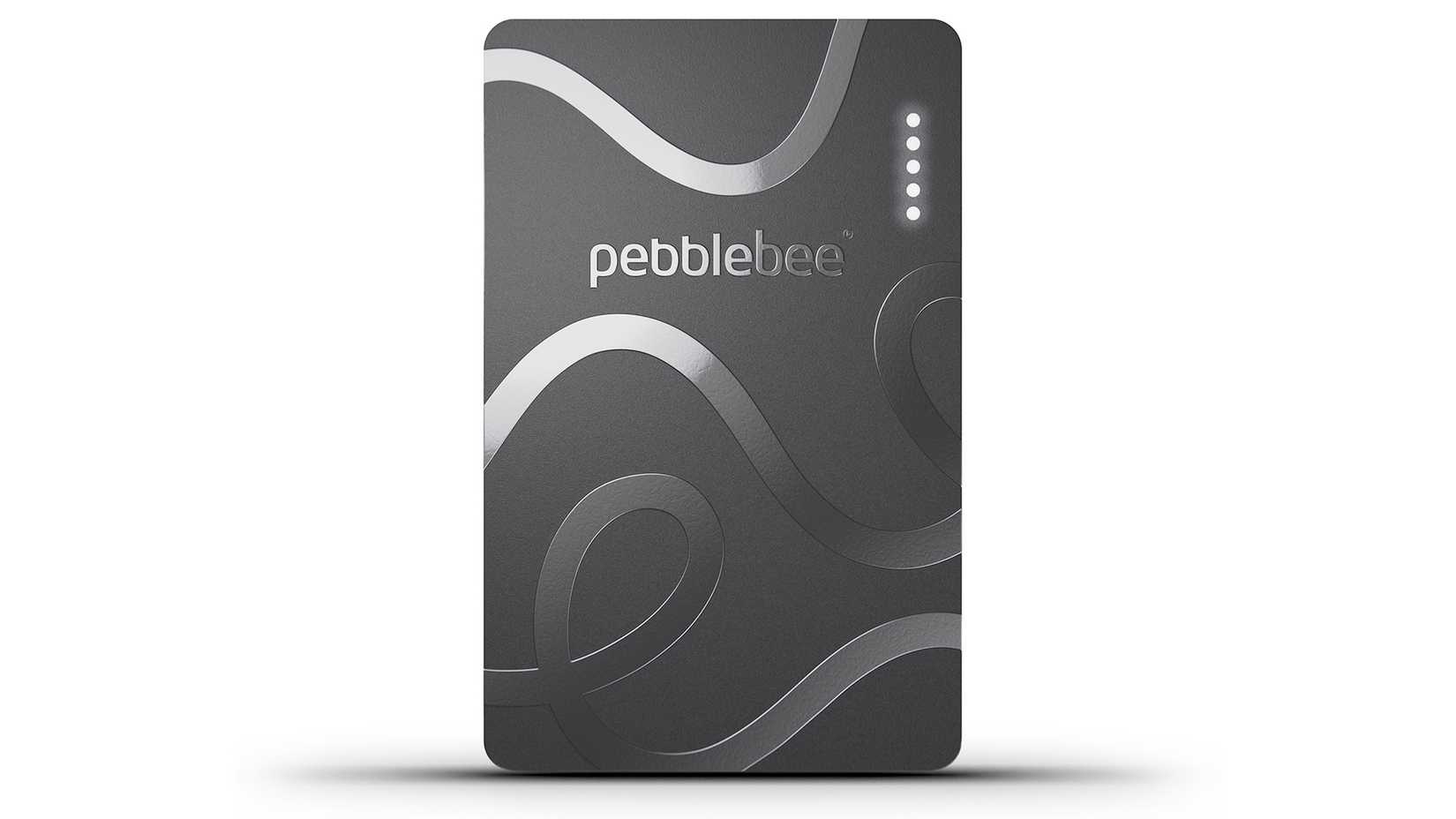 The Pebblebee Card 5 tracker with a full battery indicator.