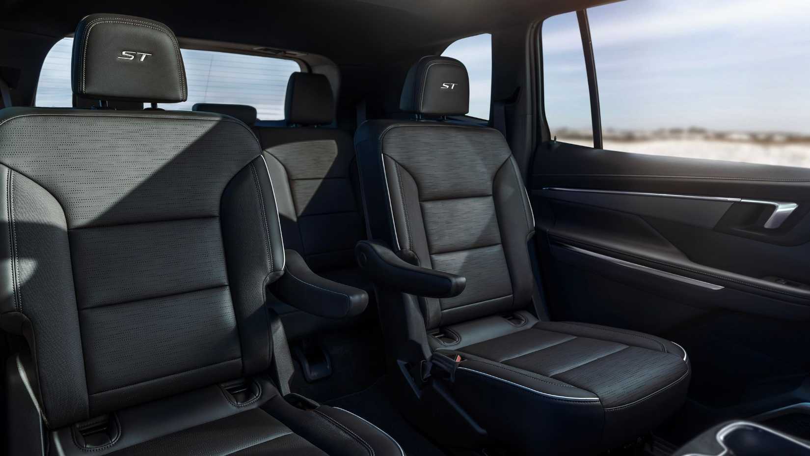 Shot of the seating in a 2025 Buick Enclave Sport Touring.