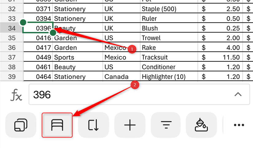 Uma célula em uma tabela do Excel no aplicativo iOS é selecionada e o ícone Visualização de cartões é destacado.