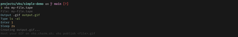 Uma janela de terminal mostra a saída do comando VHS. Ele mostra uma repetição do script em formato de texto e uma mensagem informando que o gif foi gerado.