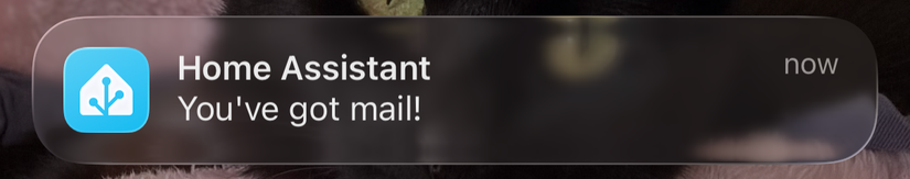 Home Assistant app for iOS receiveing a notification.