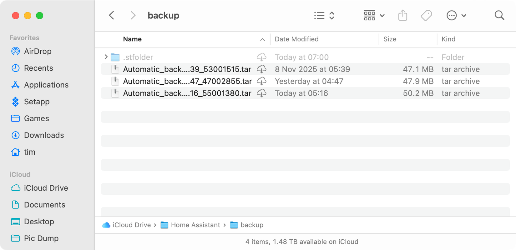 Home Assistant backups stored in iCloud Drive.