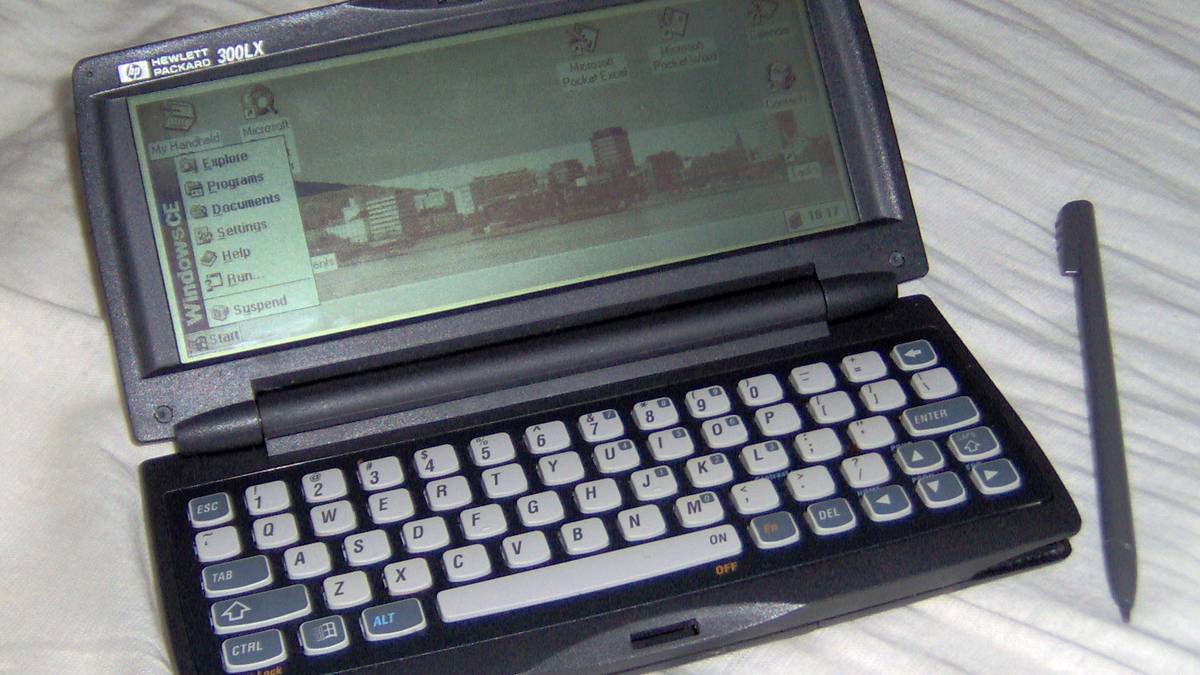 First Handheld Computer Games These 6 vintage handheld PCs were decades ahead of their time