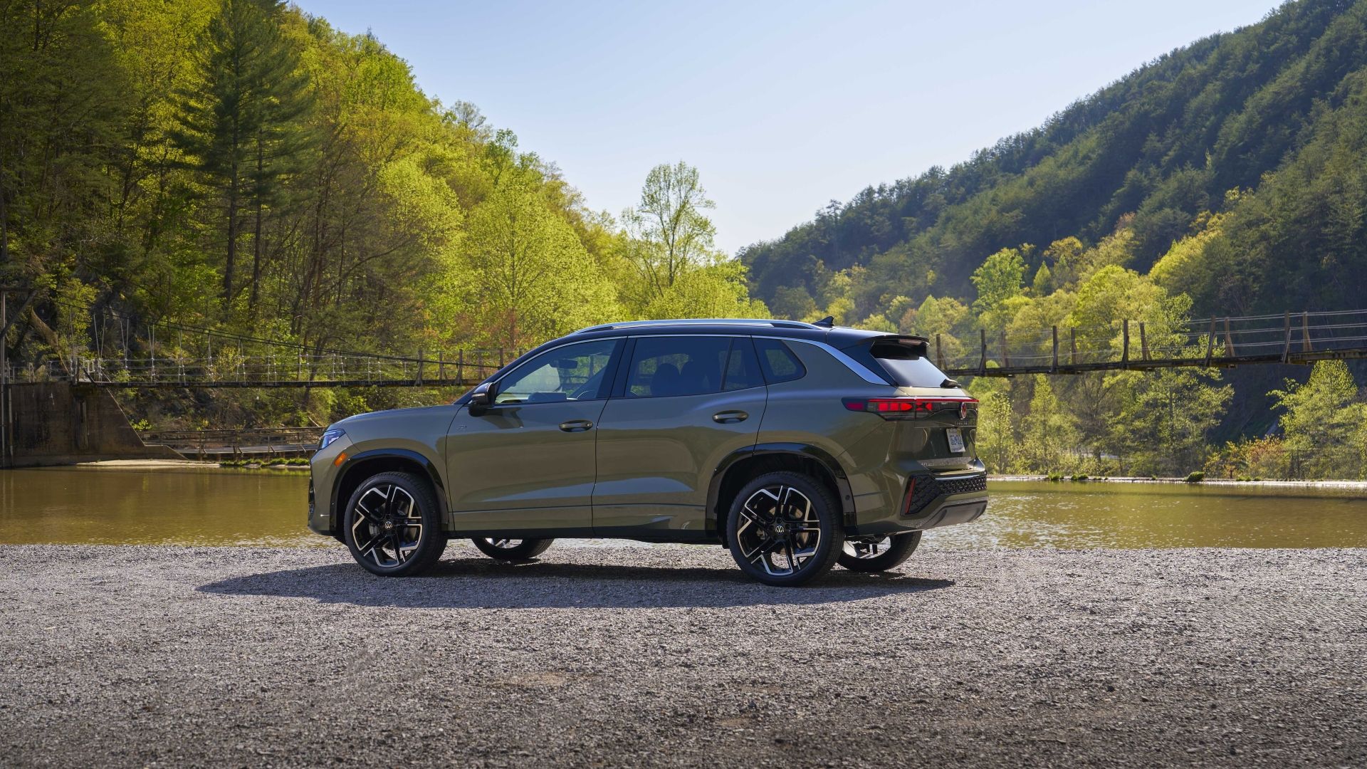 Rear 3/4 shot of a 2026 Volkswagen Tiguan 