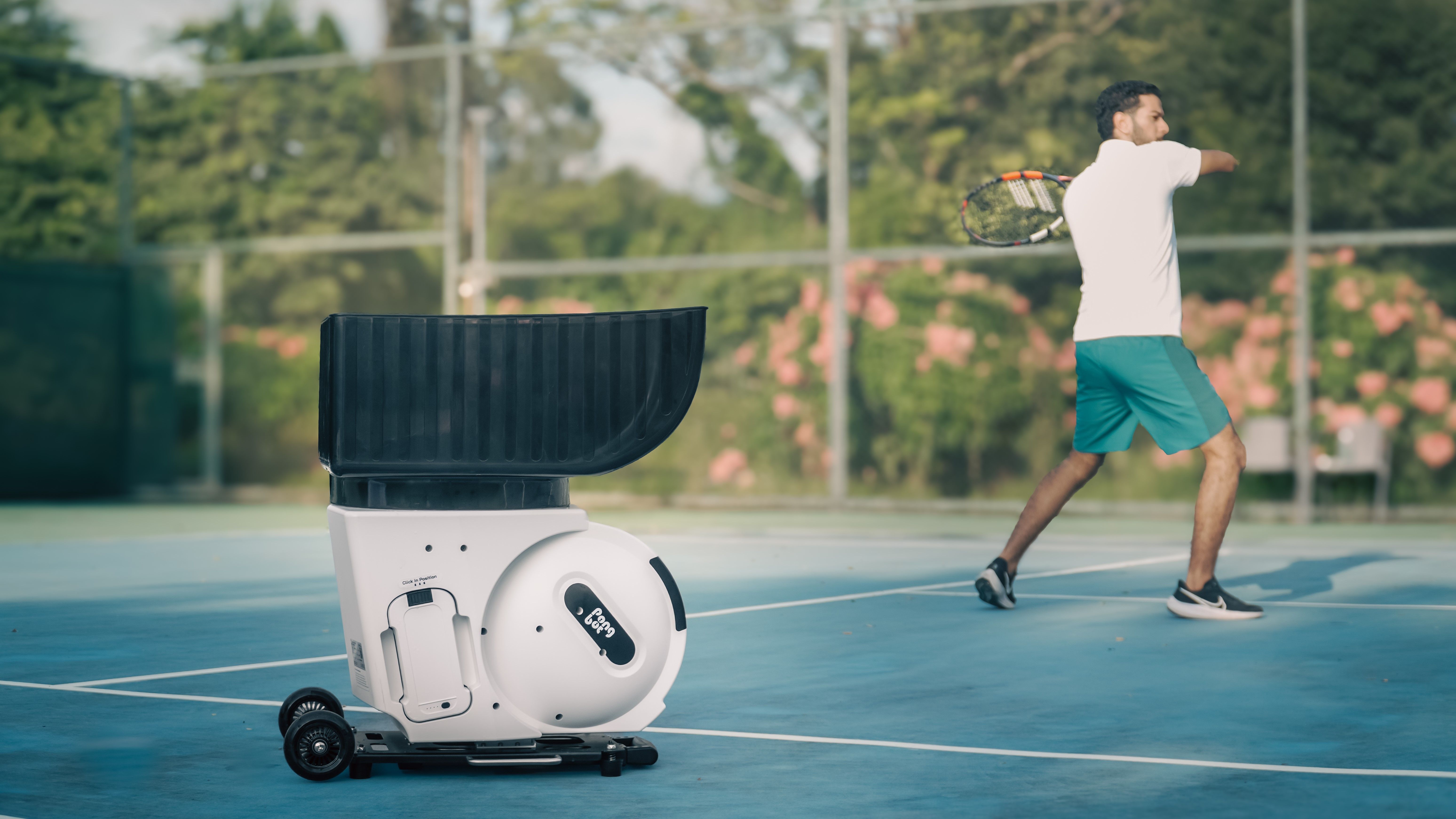 【ジャンク品】Pongbot Pace S（テニス練習用マシン） PONGBOT Pace S Pro: The smart tennis robot that trains like a real
