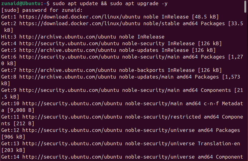 Atualizando pacotes do sistema em um sistema Linux usando os comandos update e upgrade.