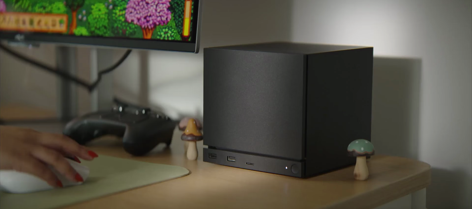 Steam Machine on a desk