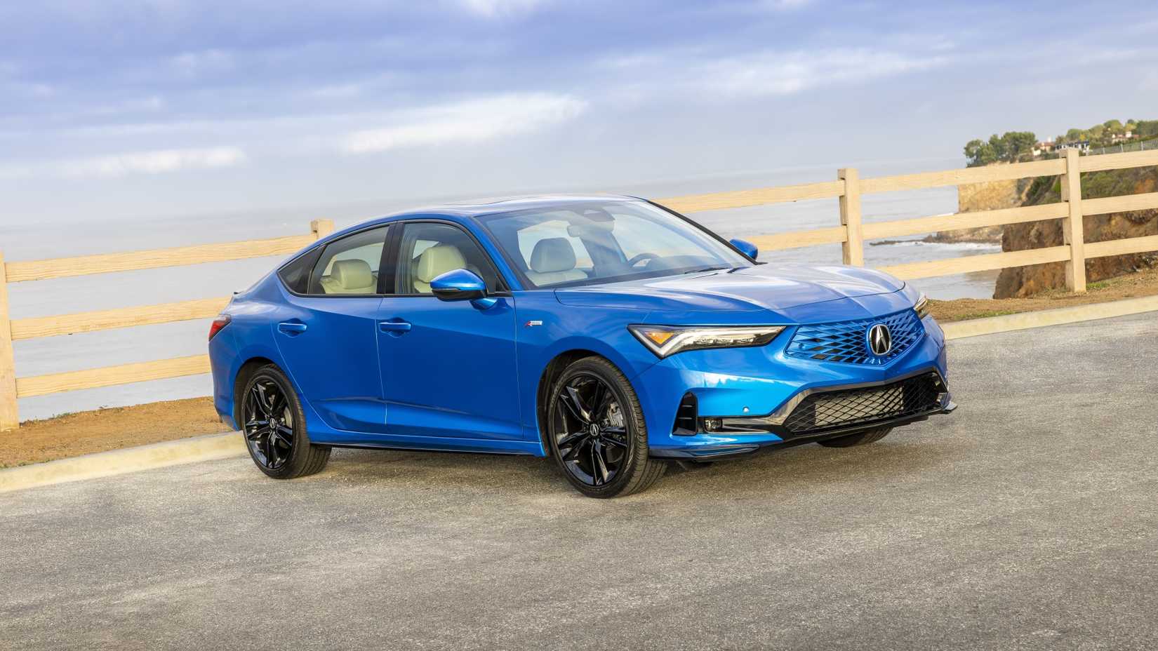 Toma frontal de 3/4 de un Acura Integra 2026 