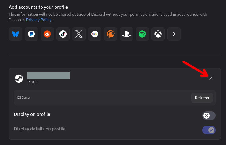 Uma seta vermelha apontando para o botão X em uma conexão Discord para Steam.