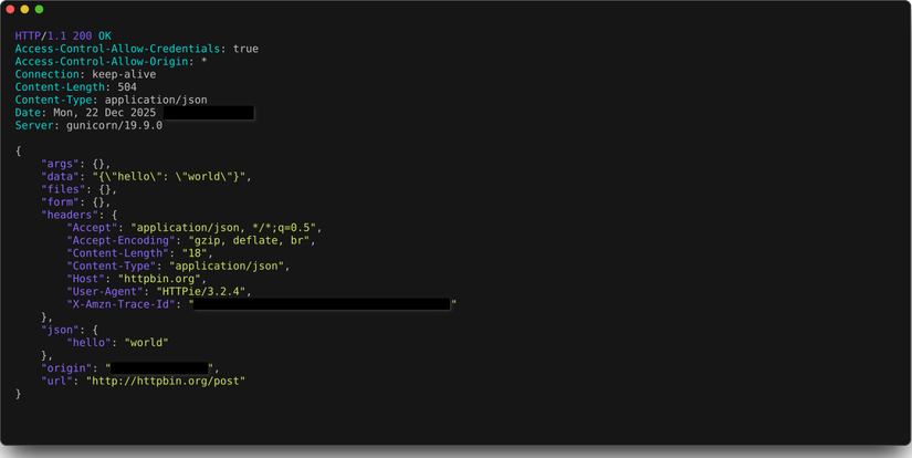 Uma janela de terminal exibe uma saída HTTPie colorida, mostrando cabeçalhos HTTP e um corpo de resposta JSON.