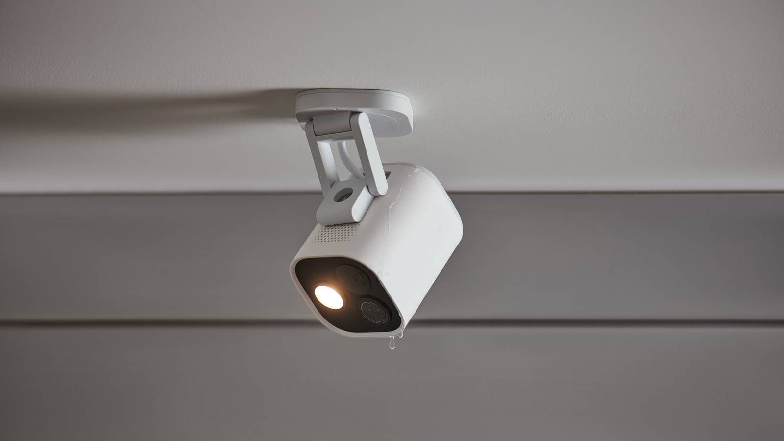 Aqara Camera Hub G5 Pro with light on and installed on a ceiling