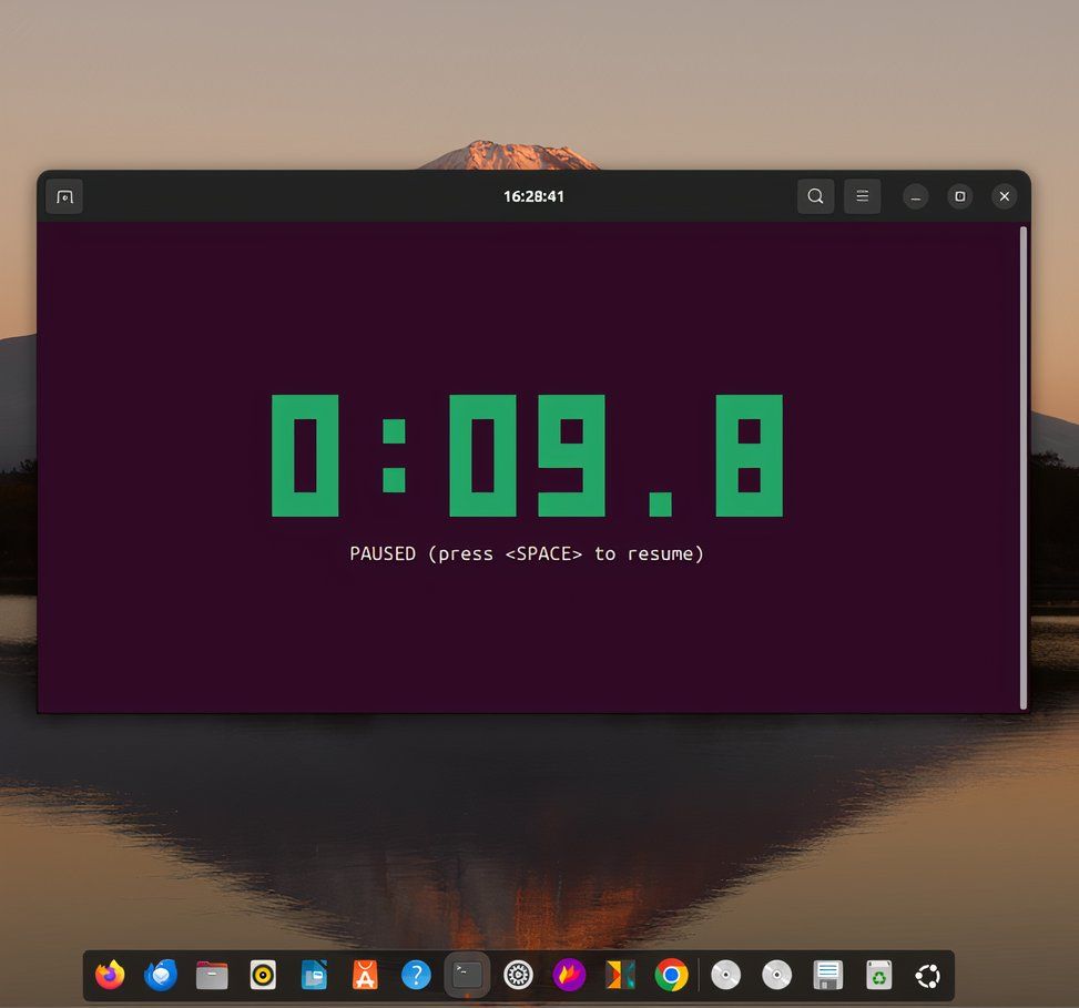How to show a live clock in your Linux terminal (3 easy methods)