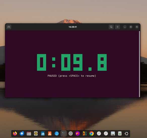 How to show a live clock in your Linux terminal (3 easy methods)