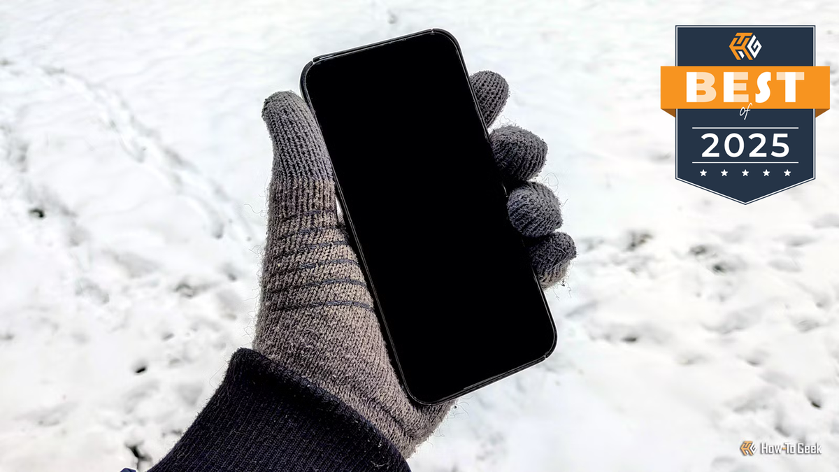 dec 7 - touchscreen gloves.avif