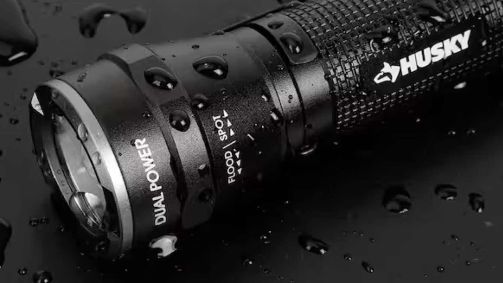 Husky wet flashlight