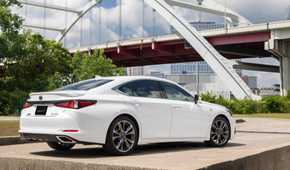 Rear 3/4 shot of a 2019 Lexus ES 300h