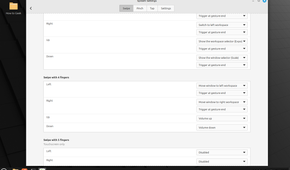Linux Mint Cinnamon touchpad gesture configuration options.
