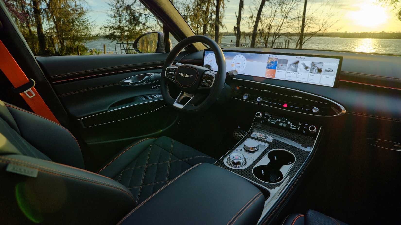 2026年型ジェネシスGV70のダッシュボードのインテリアショット 