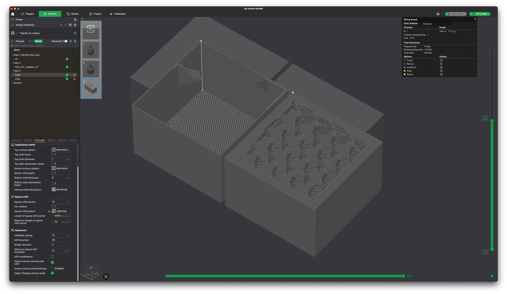 Bambu Slicer przedstawiający dwie kostki obok siebie, z których jedna ma plaster miodu 3D i pięć ścian, a druga ma wypełnienie błyskawicowe i jedną ścianę.