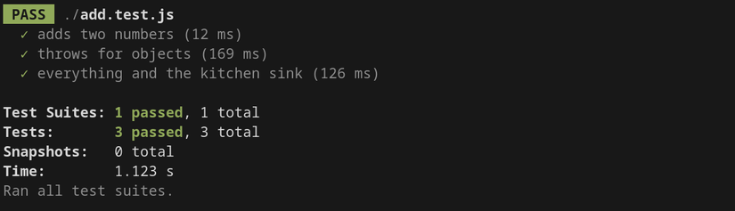 O texto em uma janela do terminal indica que todos os três testes foram aprovados.