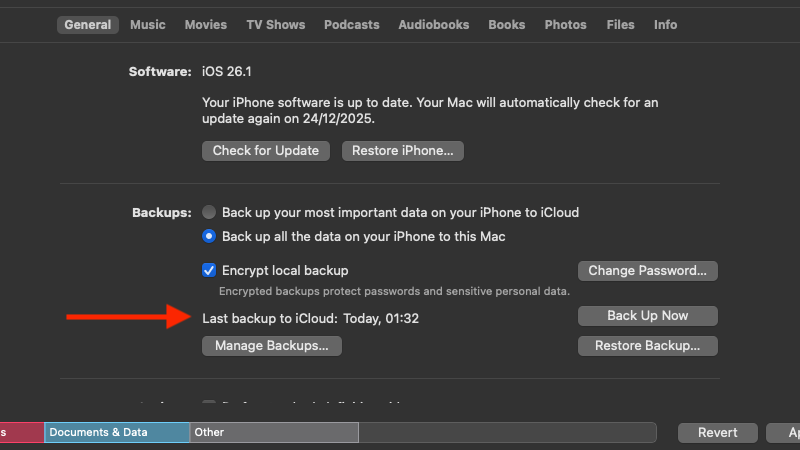 The Last backup date in Finder.