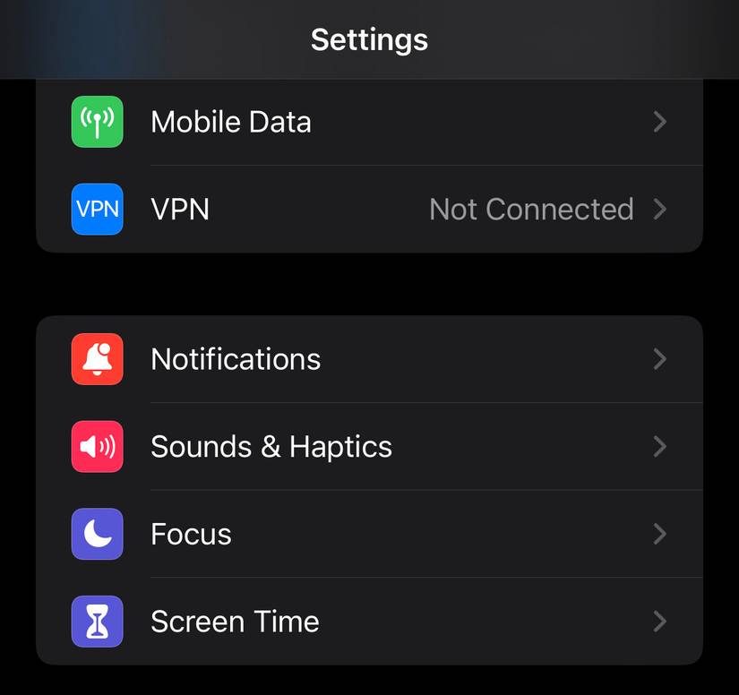 Opening the Screen Time settings in iPhone.