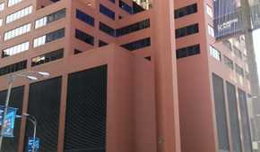 Photo of a ST Louis street taken with an HTC One M7.