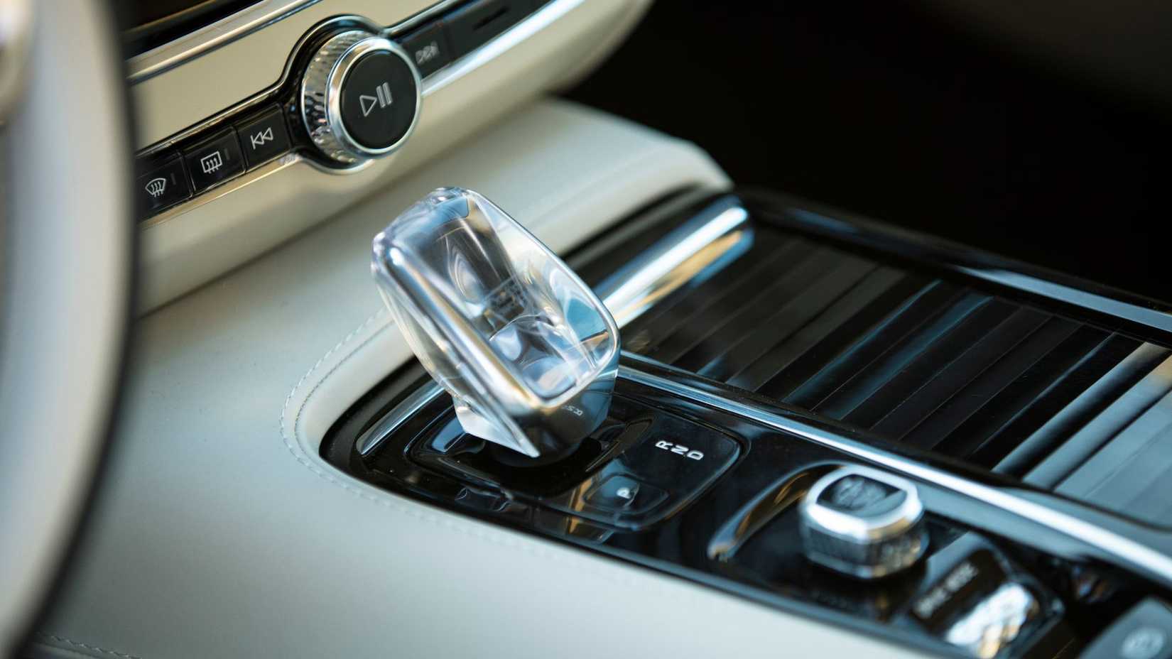 Close-up shot of the gear selector in a 2021 Volvo S90.