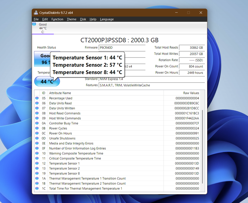 SSD temperature in CrystalDiskInfo.