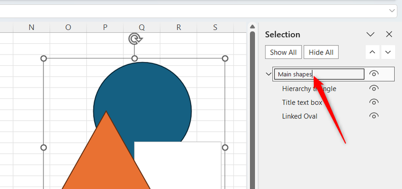 Hình 14: Một nhóm hình dạng được đổi tên thành 'Main shapes' (Các hình dạng chính) trong Bảng Chọn của Excel.
