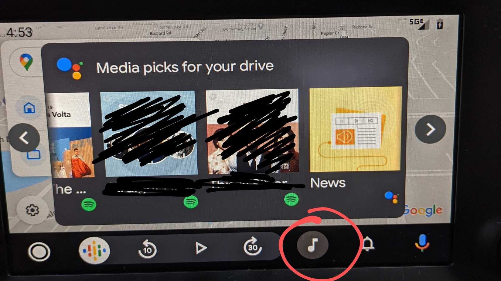 Android Auto For You pop-up showing news.