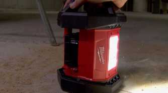 Milwaukee M18 rover led light