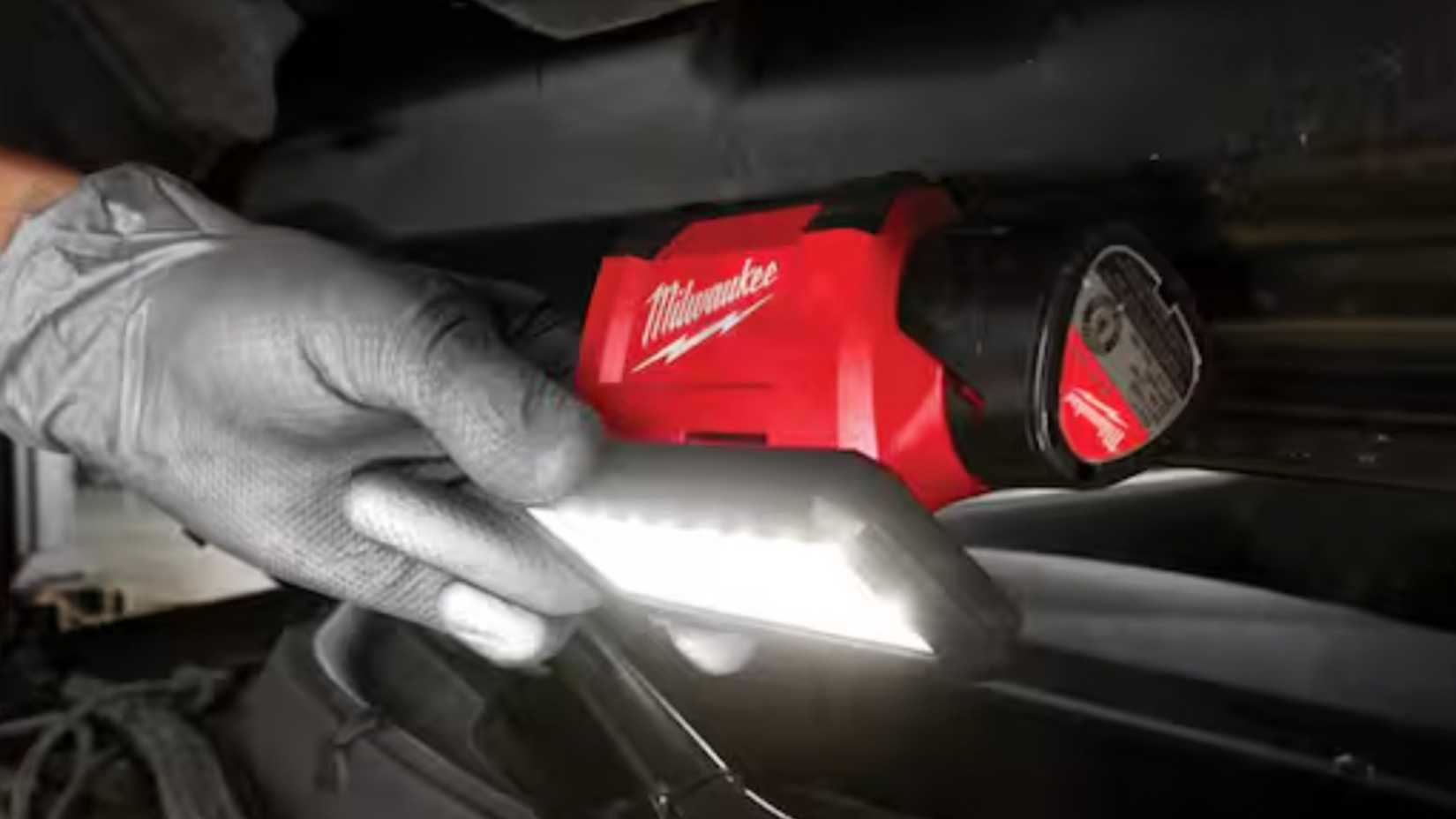 Milwaukee ROVER light