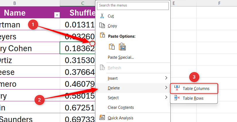 تم توسيع قائمة النقر بزر الماوس الأيمن على عمود في جدول Excel، وتم اختيار حذف أعمدة الجدول.