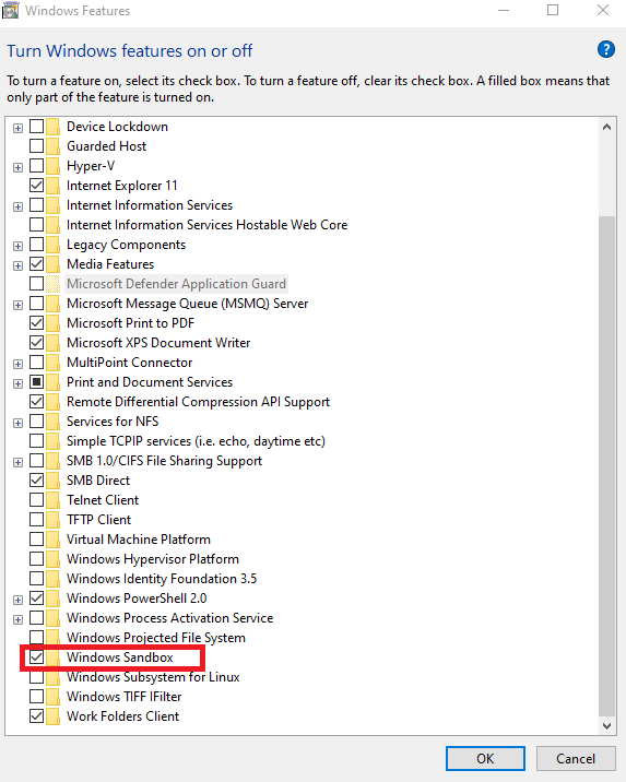 Uma captura de tela das configurações do Windows 10 aberta no menu Ativar ou desativar recursos do Windows. O Windows Sandbox está destacado em vermelho.