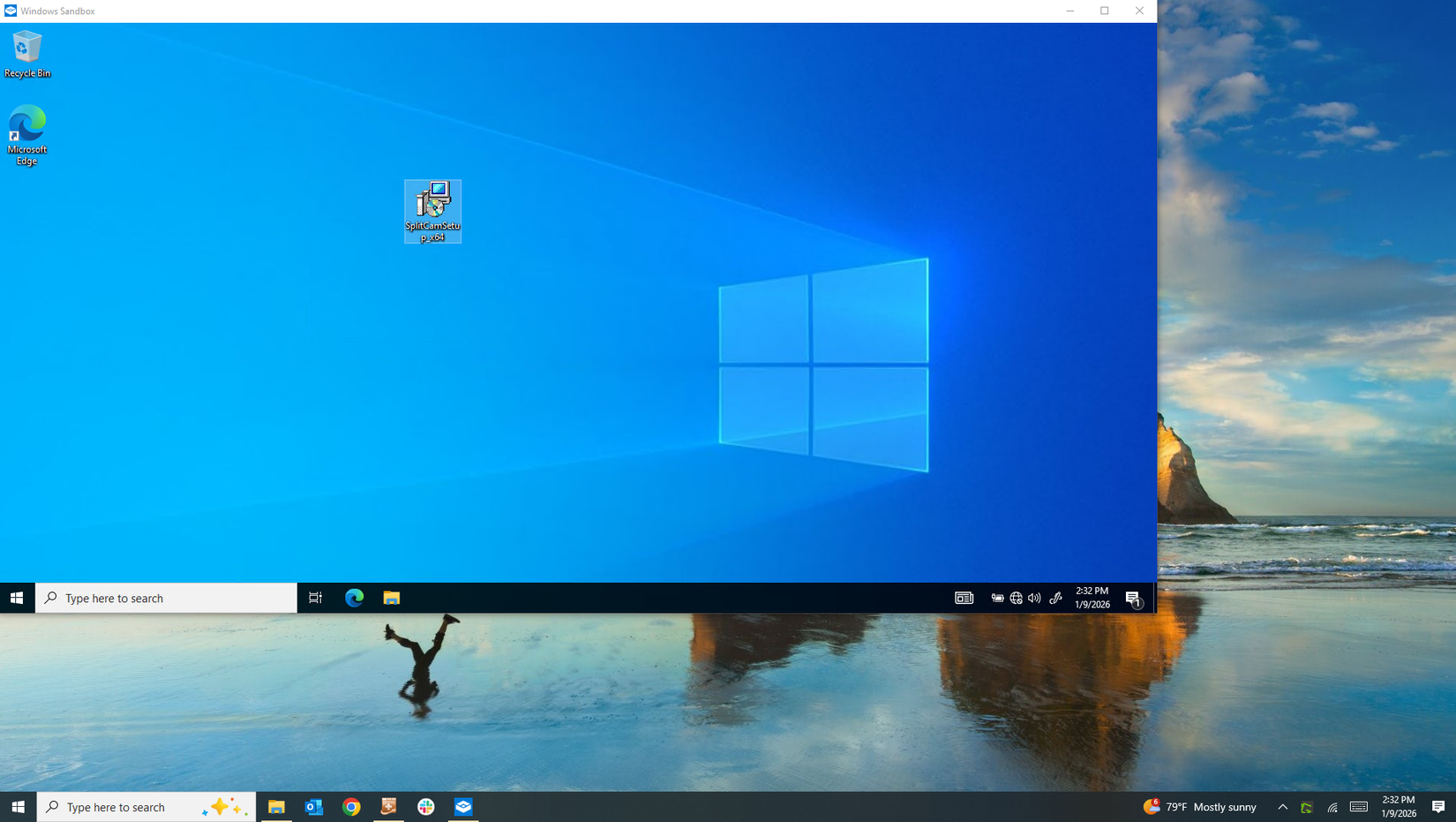 Uma captura de tela do Windows 10 com Windows Sandbox aberta na área de trabalho. Há um arquivo de instalação na área de trabalho.