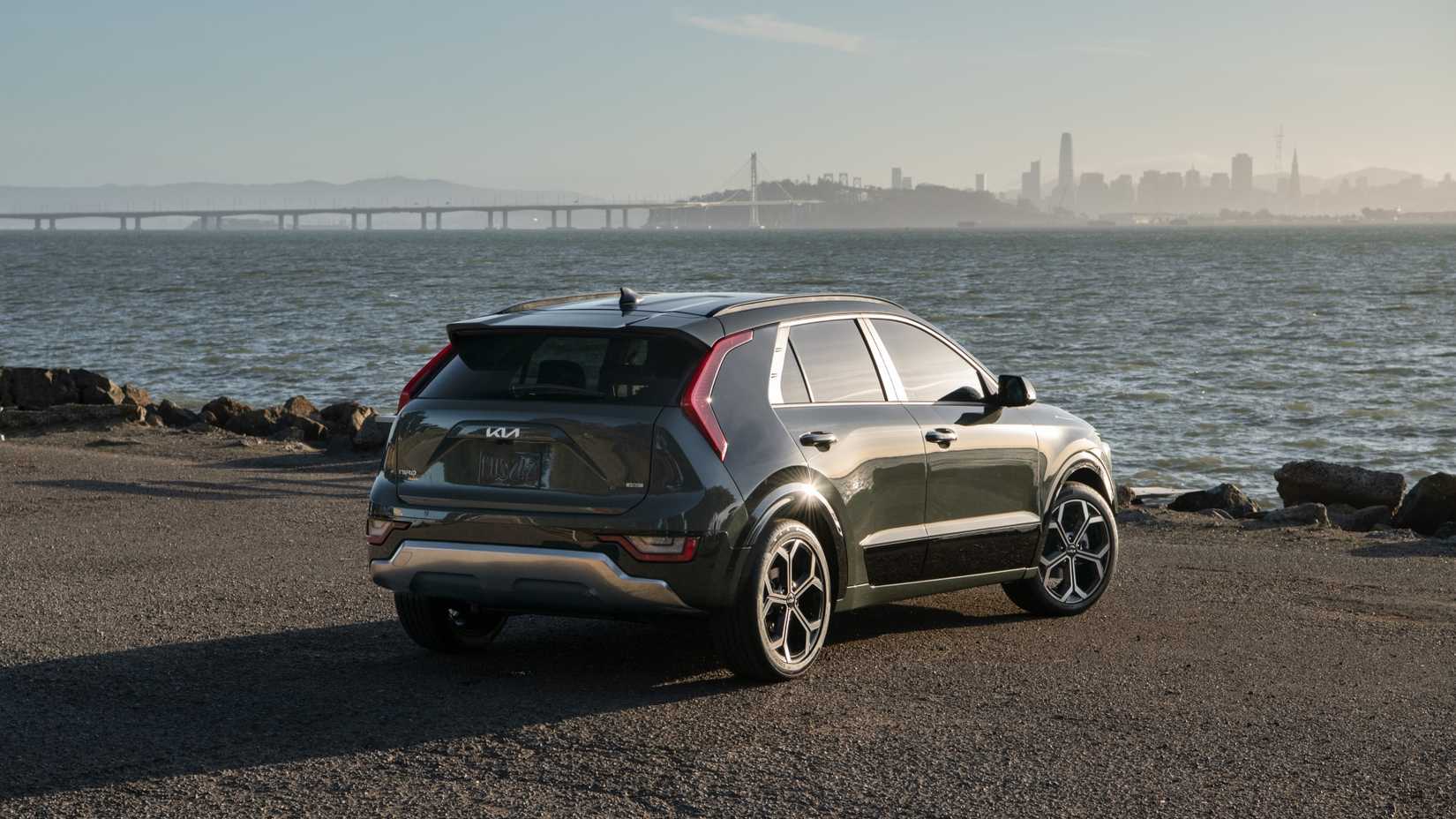 Rear 3/4 shot of a 2026 Kia Niro