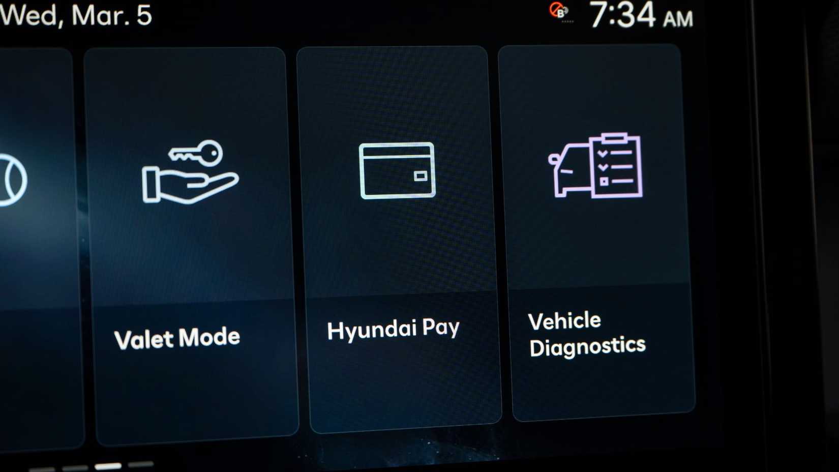 Close-up shot of the infotainemtn screen in a 2026 Hyundai Palisade.